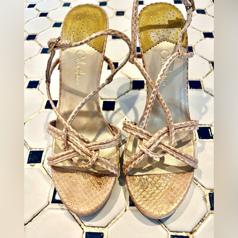 EUC SZ 7 Cole Haan Light Pink Strappy Heels